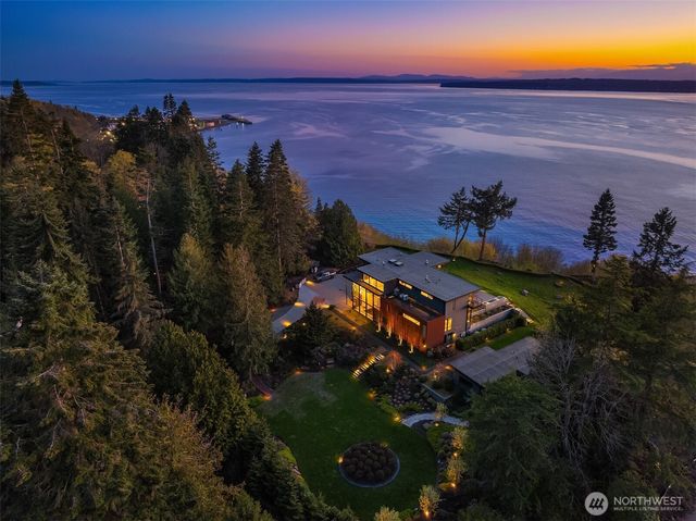 22702 Dogwood Lane, Woodway, WA 98020