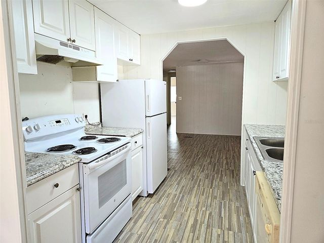 7127 COMMONS BOULEVARD, Port Richey, FL 34668