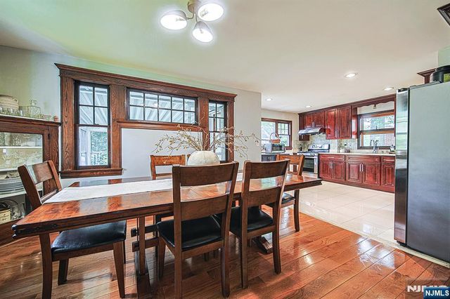 209 Harding Road, Glen Rock, NJ 07452