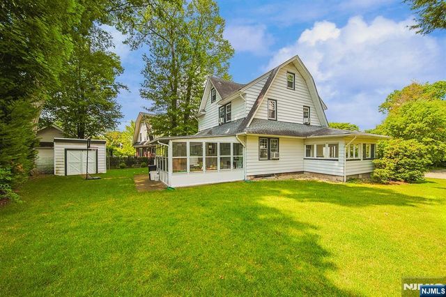209 Harding Road, Glen Rock, NJ 07452