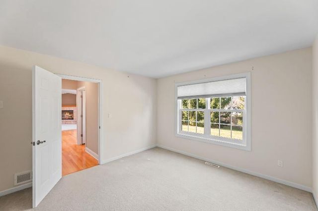 1230 Oriole DRIVE, Oconomowoc, WI 53066