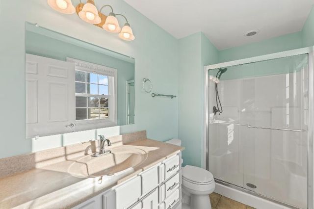 1230 Oriole DRIVE, Oconomowoc, WI 53066