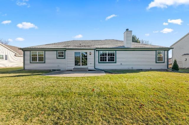 1230 Oriole DRIVE, Oconomowoc, WI 53066