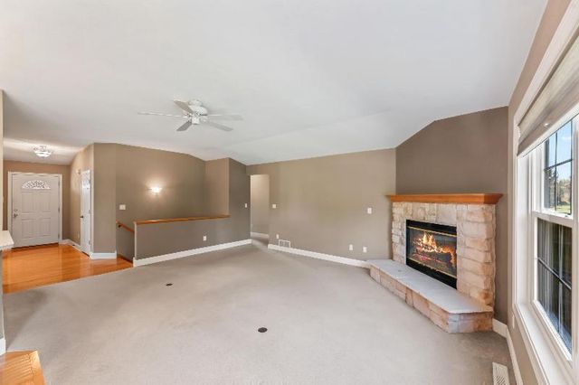 1230 Oriole DRIVE, Oconomowoc, WI 53066