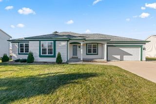 1230 Oriole DRIVE, Oconomowoc, WI 53066