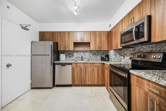 5101 Collins Ave 11L, Miami Beach, FL 33140