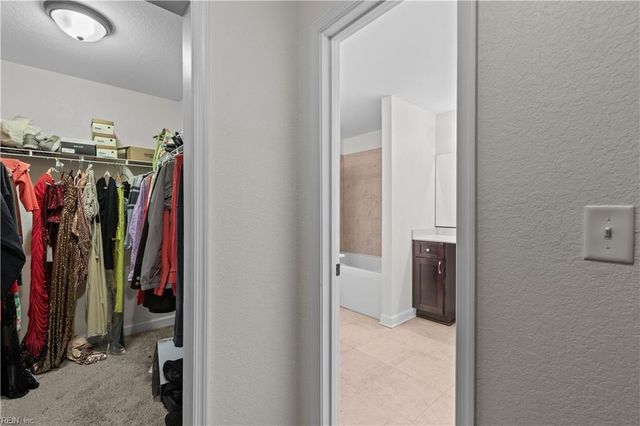 13 Douglas ST, Hampton, VA 23663