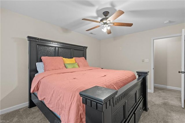 13 Douglas ST, Hampton, VA 23663