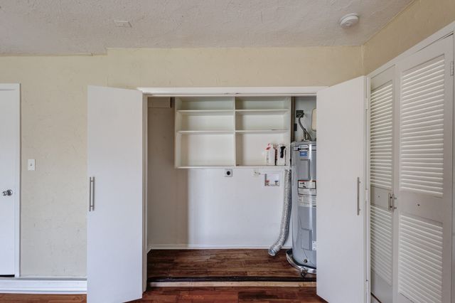 2101 Deerfield Drive, Carrollton, TX 75007