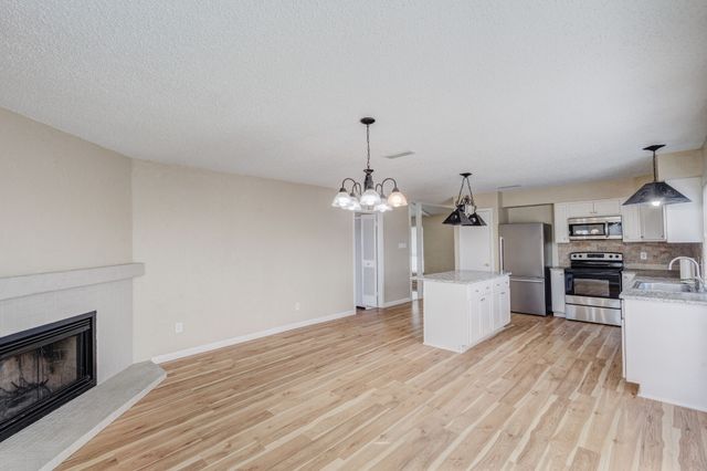 2101 Deerfield Drive, Carrollton, TX 75007