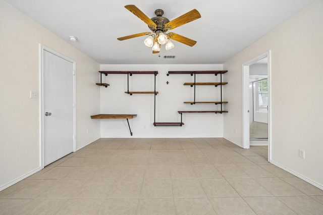 20701 Camel Back ST, Lago Vista, TX 78645