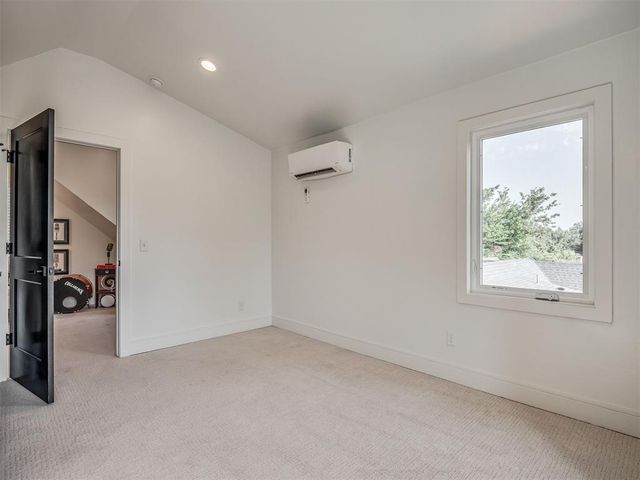 1819 N Woodward Avenue, Oklahoma City, OK 73107