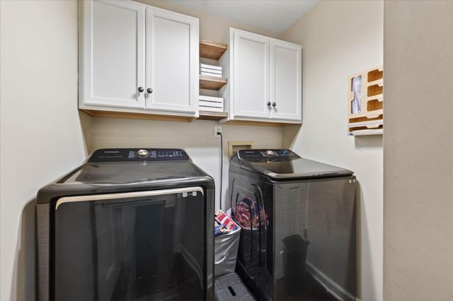 1610 Deerfield Dr, Clarksville, TN 37043