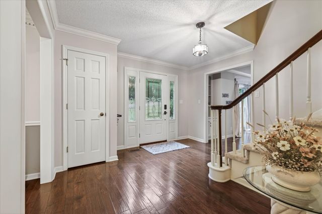1610 Deerfield Dr, Clarksville, TN 37043