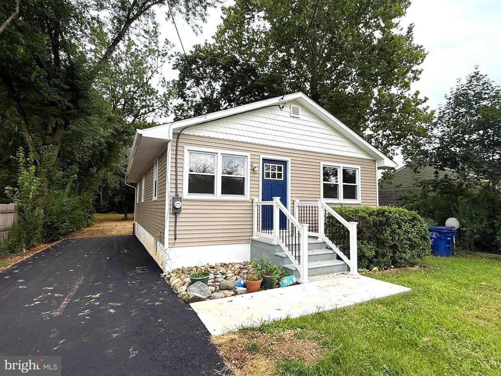 24 WOODLAND AVE, FRANKLINVILLE, NJ 08322 — exterior