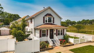 2211 Park Avenue, Parkersburg, WV 26101