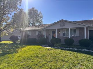 606 Fredericksburg Drive, Dayton, OH 45415