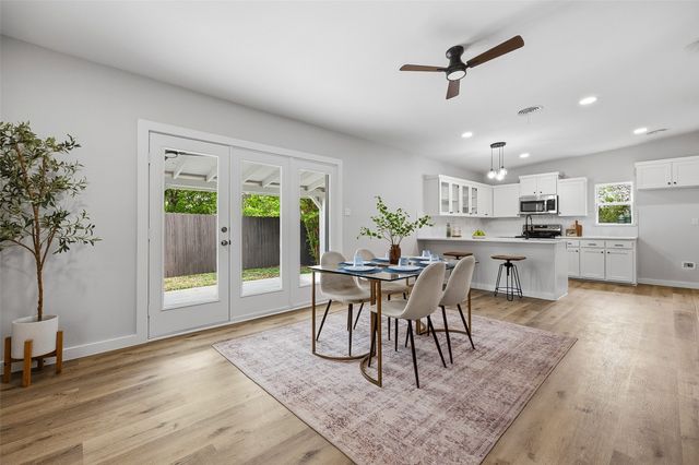 8516 La Jolla Court, Benbrook, TX 76116