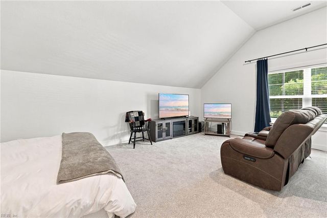 633 Ambrose ST, Chesapeake, VA 23322