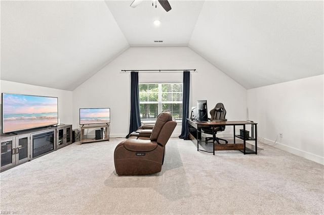 633 Ambrose ST, Chesapeake, VA 23322