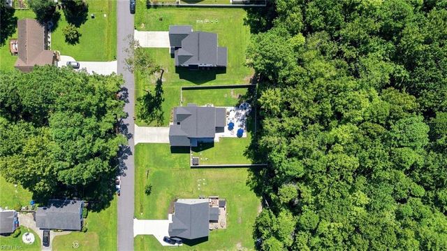 633 Ambrose ST, Chesapeake, VA 23322
