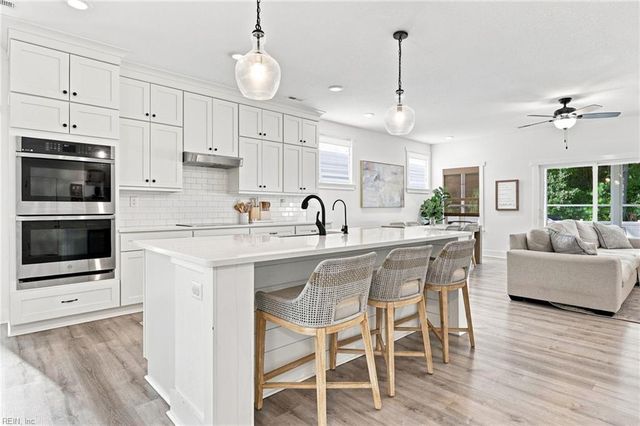 633 Ambrose ST, Chesapeake, VA 23322