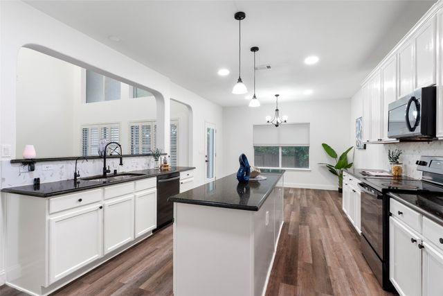 2019 Water Fall Way, Wylie, TX 75098