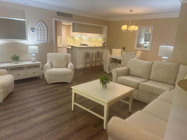 36750 US HIGHWAY 19 N 6-109, Palm Harbor, FL 34683