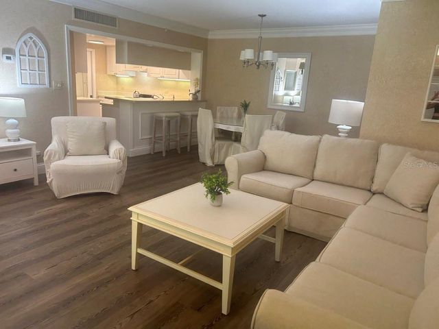 36750 US HIGHWAY 19 N 6-109, Palm Harbor, FL 34683
