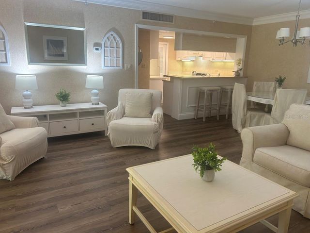 36750 US HIGHWAY 19 N 6-109, Palm Harbor, FL 34683