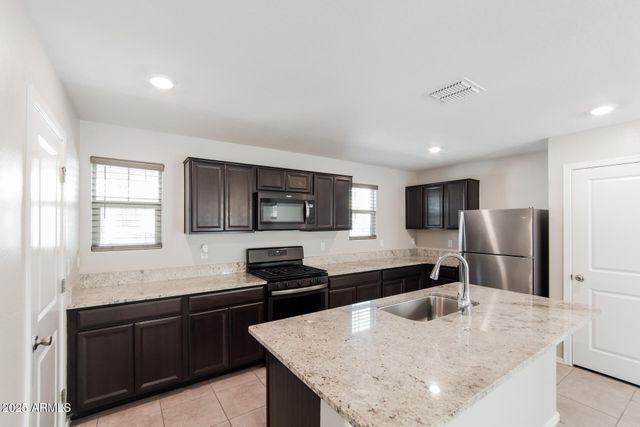 16235 W LA VENTILLA Way, Goodyear, AZ 85338