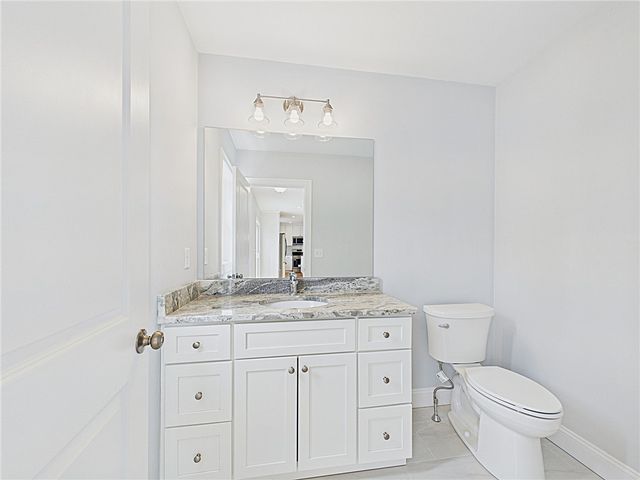 54 Vespia Lane, South Kingstown, RI 02879