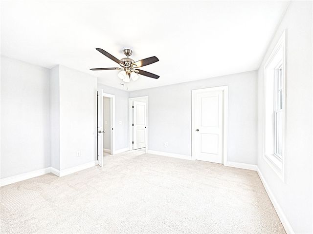 54 Vespia Lane, South Kingstown, RI 02879