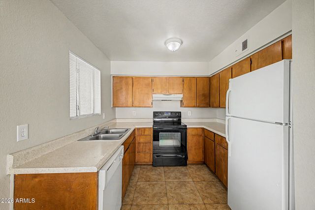 737 W 1ST Avenue Apt 201, Mesa, AZ 85210