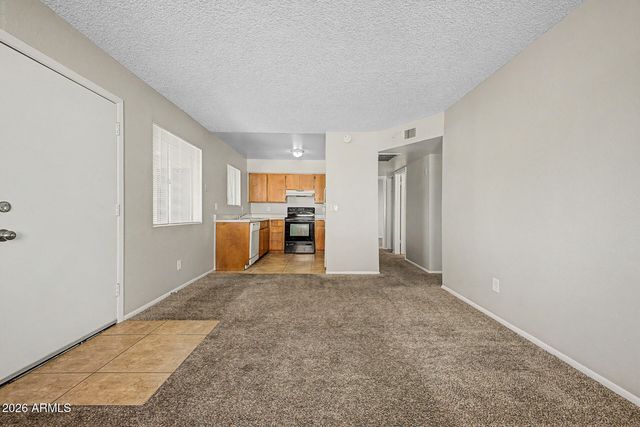 737 W 1ST Avenue Apt 201, Mesa, AZ 85210