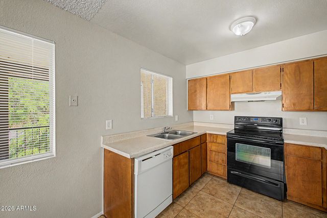737 W 1ST Avenue Apt 201, Mesa, AZ 85210