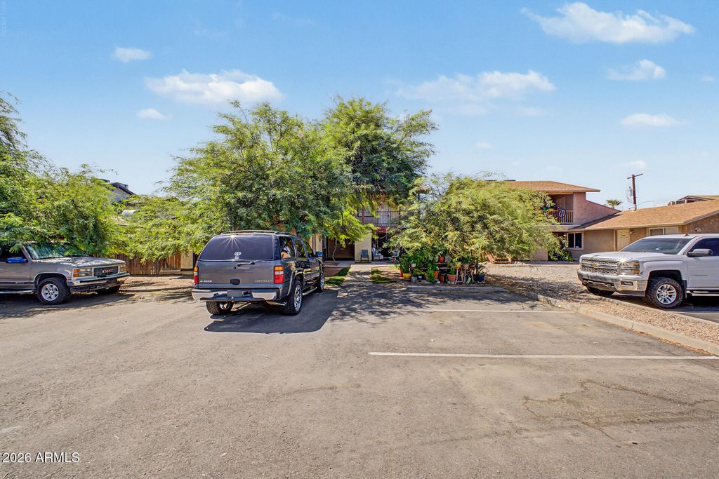 737 W 1ST Avenue Apt 201, Mesa, AZ 85210