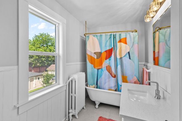 1323 Lincoln Avenue, Saint Paul, MN 55105