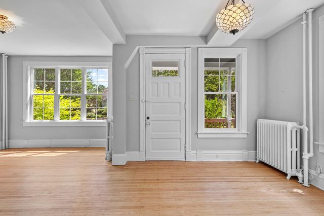 1323 Lincoln Avenue, Saint Paul, MN 55105