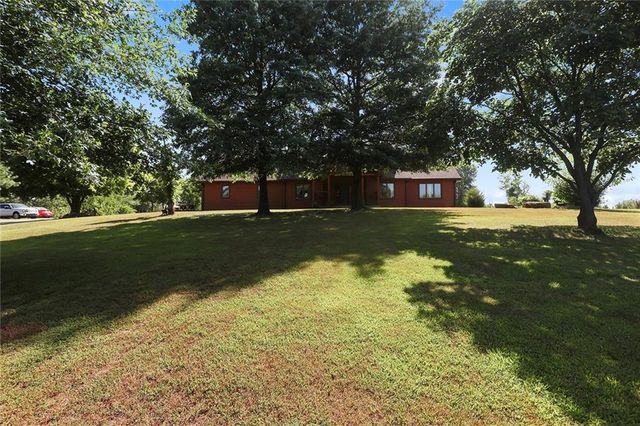 16413 Nation Road, Kearney, MO 64060