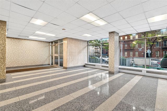 2550 Olinville Avenue 2H, Bronx, NY 10467