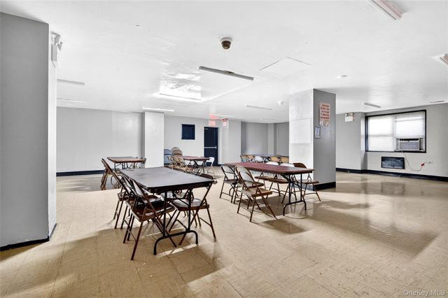 2550 Olinville Avenue 2H, Bronx, NY 10467