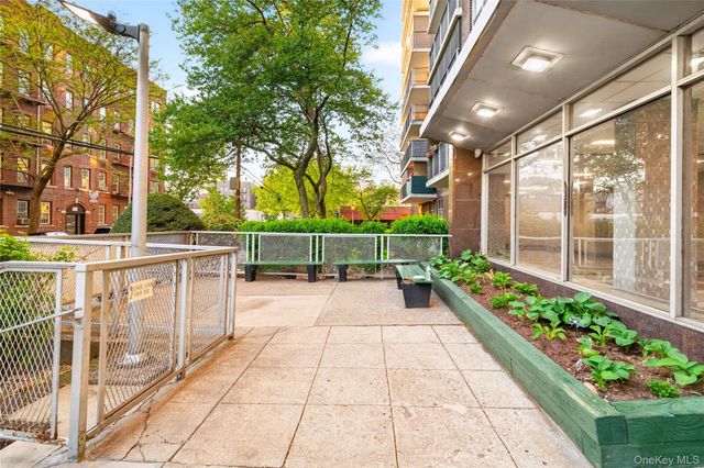 2550 Olinville Avenue 2H, Bronx, NY 10467