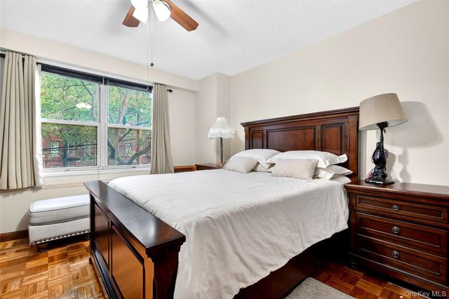 2550 Olinville Avenue 2H, Bronx, NY 10467