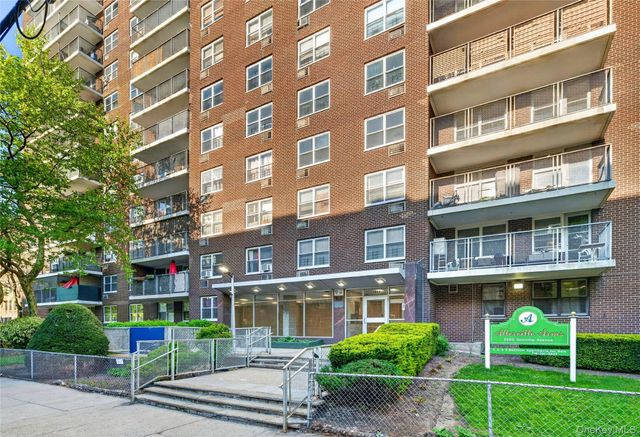 2550 Olinville Avenue 2H, Bronx, NY 10467