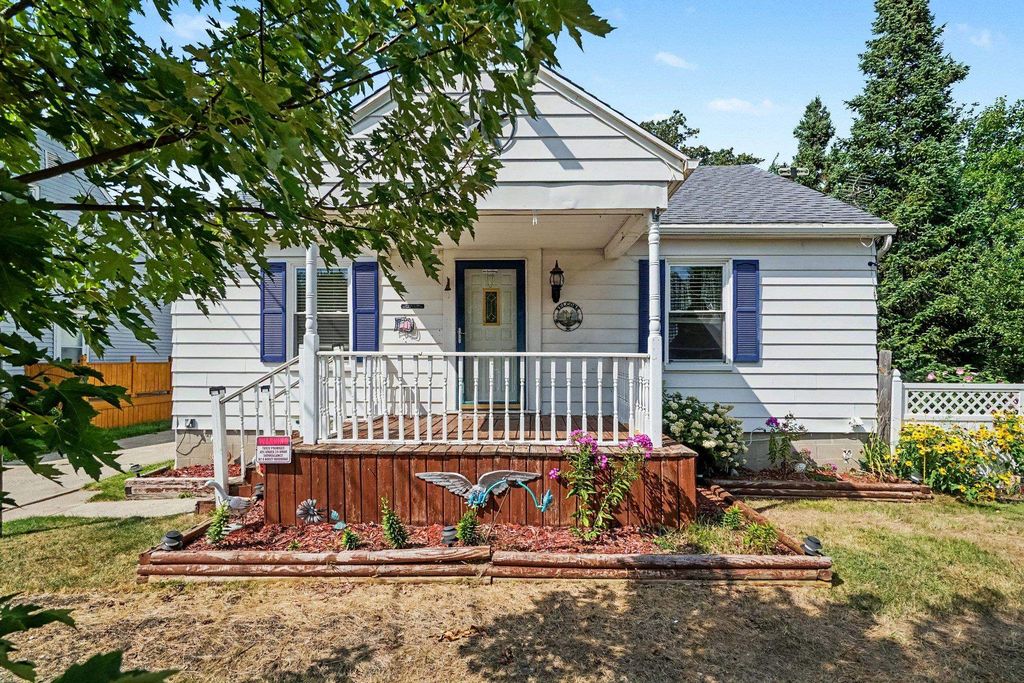 2507 7th Street, Bay City, MI 48708