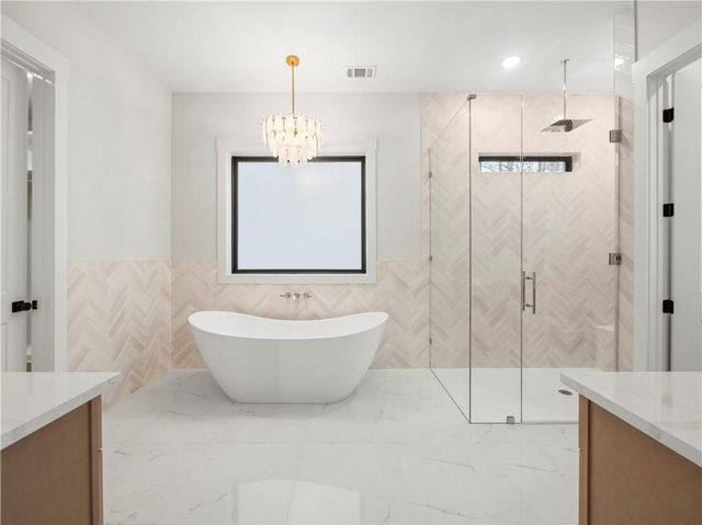 2439 Venture Drive, Gainesville, GA 30506