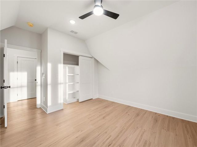 2439 Venture Drive, Gainesville, GA 30506