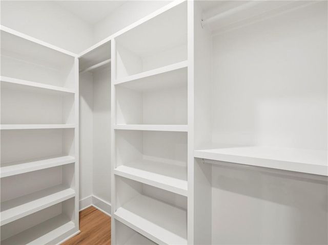 2439 Venture Drive, Gainesville, GA 30506