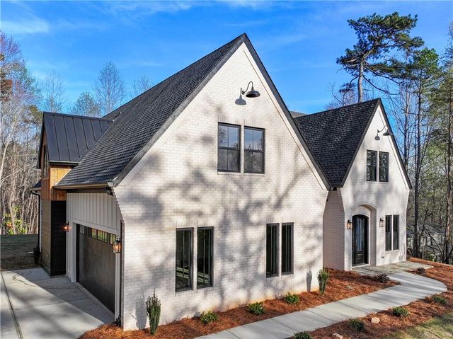 2439 Venture Drive, Gainesville, GA 30506